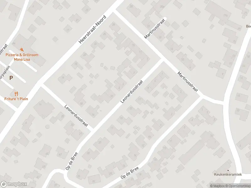 Ambulance met grote spoed naar de Leonardusstraat in Beegden