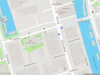 Ambulance met grote spoed naar de Docklandsweg in Amsterdam