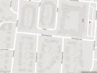 Brandweer met gepaste spoed naar de Maandagstraat in Heerlen vanwege een buitenbrand