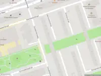 Ambulance met grote spoed naar de Wolbrantskerkweg in Amsterdam