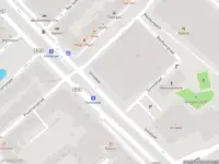 Ambulance met gepaste spoed naar de Schiekade in Rotterdam