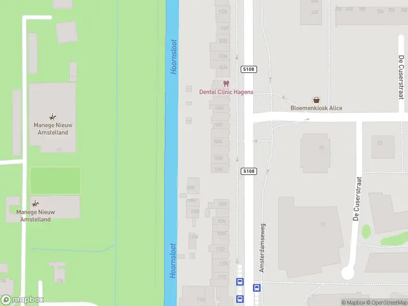 Ambulance met gepaste spoed naar de Amstelveenseweg in Amsterdam