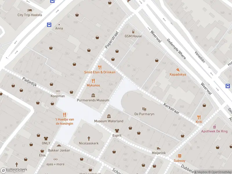 Ambulance met gepaste spoed naar de Waagplein in Purmerend