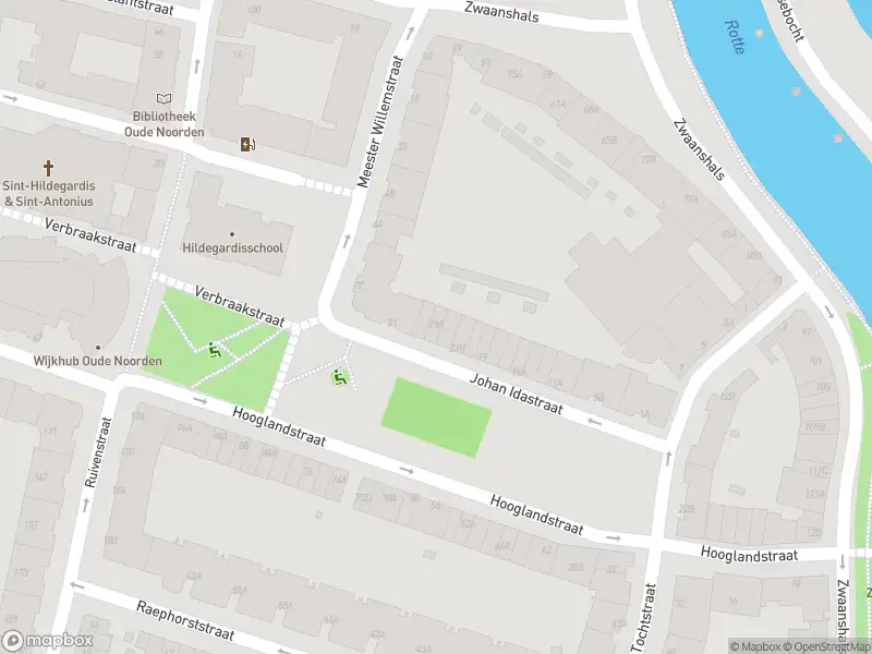 Ambulance met grote spoed naar de Johan Idastraat in Rotterdam