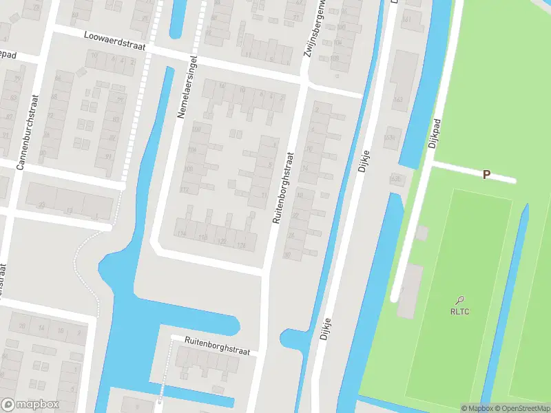 Ambulance met grote spoed naar de Ruitenborghstraat in Rotterdam