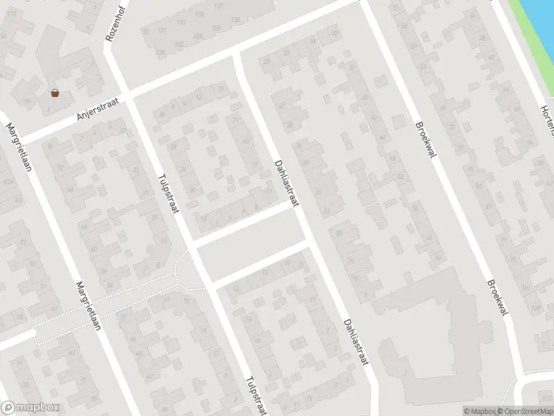 Brandweer met grote spoed naar de Asterstraat in Helmond vanwege afhijsen patient