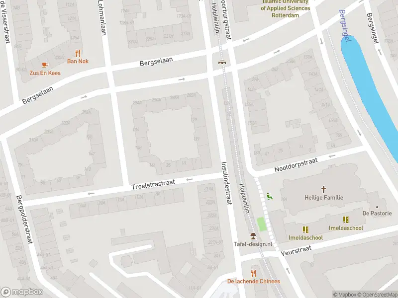 Ambulance met grote spoed naar de Insulindestraat in Rotterdam