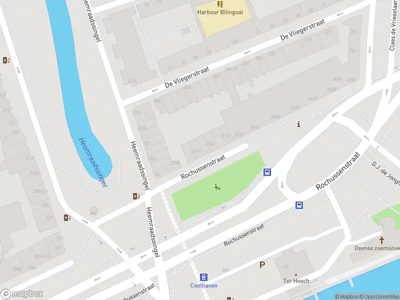 Ambulance met grote spoed naar de Rochussenstraat in Rotterdam