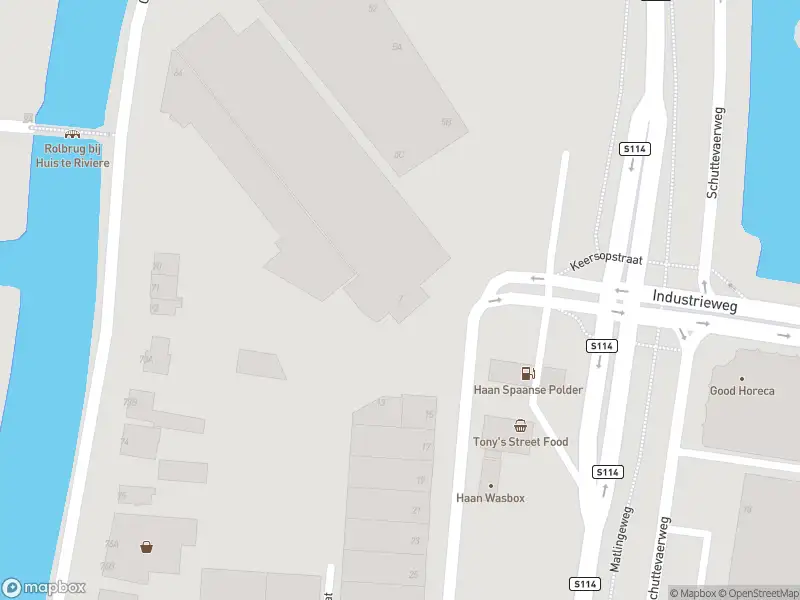 Ambulance met grote spoed naar de Overschieseweg in Rotterdam