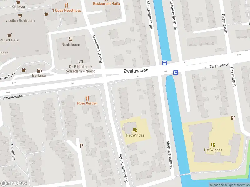 Ambulance met grote spoed naar de Schiedamseweg in Schiedam