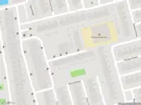 Ambulance met grote spoed naar de Eisenhowerlaan in Delft