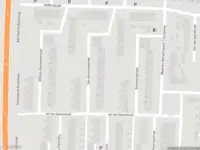 Ambulance met gepaste spoed naar de Van Almondestraat in Dordrecht