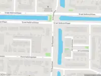 Ambulance met gepaste spoed naar de De Ruyschlaan in Amstelveen