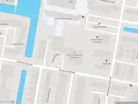 Ambulance met grote spoed naar de Vlissingenplein in Rotterdam