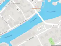 Brandweer met gepaste spoed naar de Antoni Verburghwijk in Termunterzijl vanwege afhijsen patient