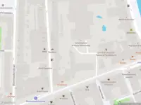 Ambulance met gepaste spoed naar de Nieuwe Binnenweg in Rotterdam