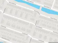 Ambulance met gepaste spoed naar de Noordzijdsedijk in Hoogvliet Rotterdam