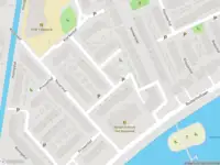 Ambulance met grote spoed naar de Schuttershof in Leiderdorp