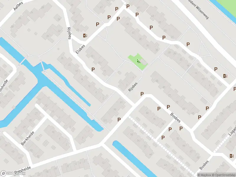 Ambulance met grote spoed naar de Rijsbes in Rotterdam