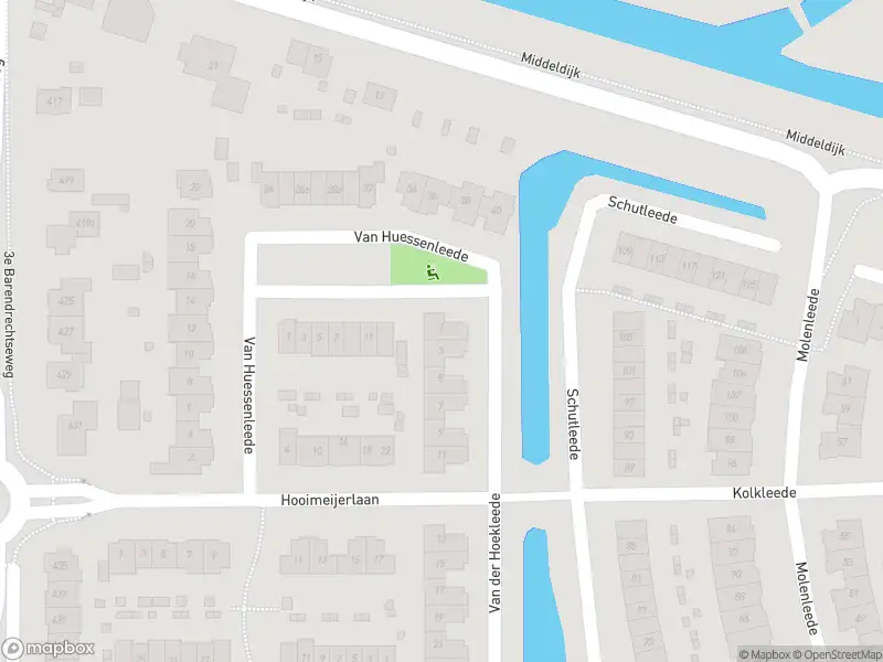 Ambulance met gepaste spoed naar de Van der Hoekleede in Barendrecht