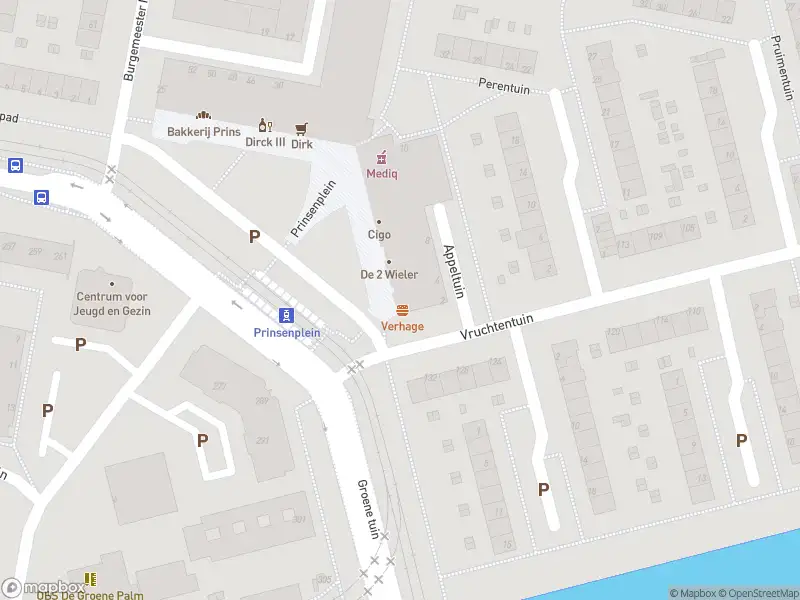 Ambulance met grote spoed naar de Prinsenplein in Rotterdam