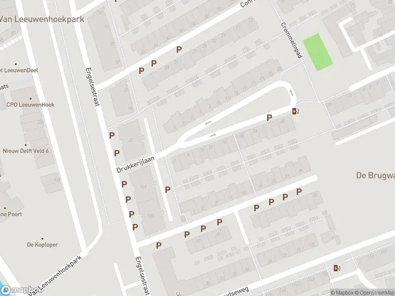 Ambulance met grote spoed naar de Engelsestraat in Delft