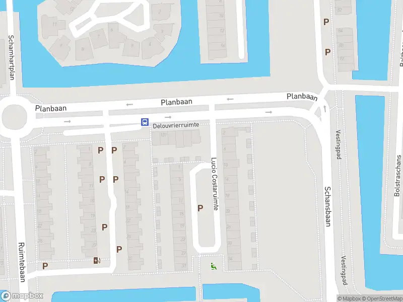 Ambulance met grote spoed naar de Lucio Costaruimte in Zoetermeer