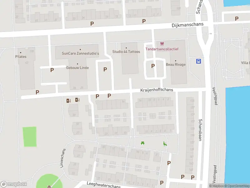 Ambulance met grote spoed naar de Kraijenhoffschans in Zoetermeer