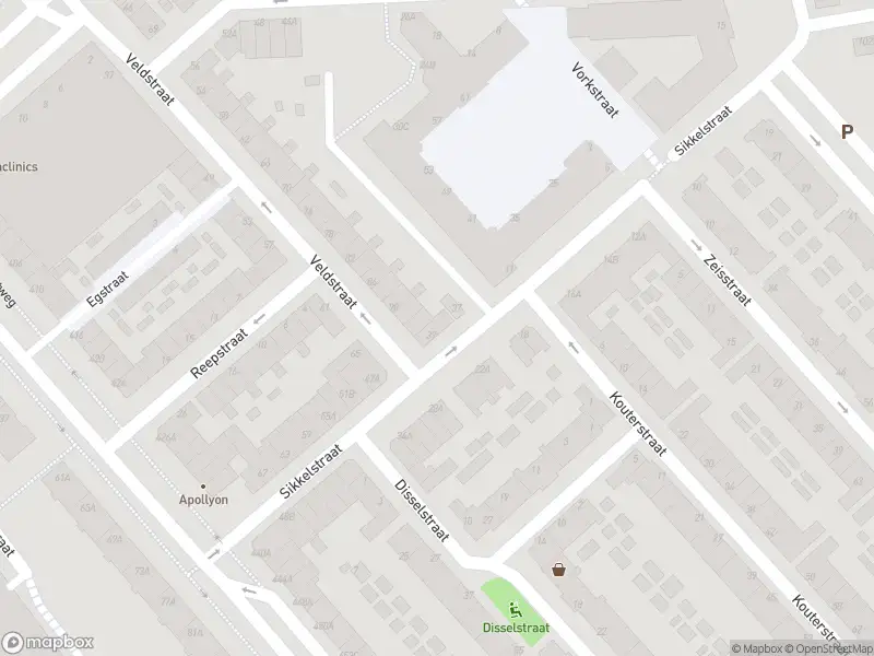 Ambulance met gepaste spoed naar de Sikkelstraat in Rotterdam