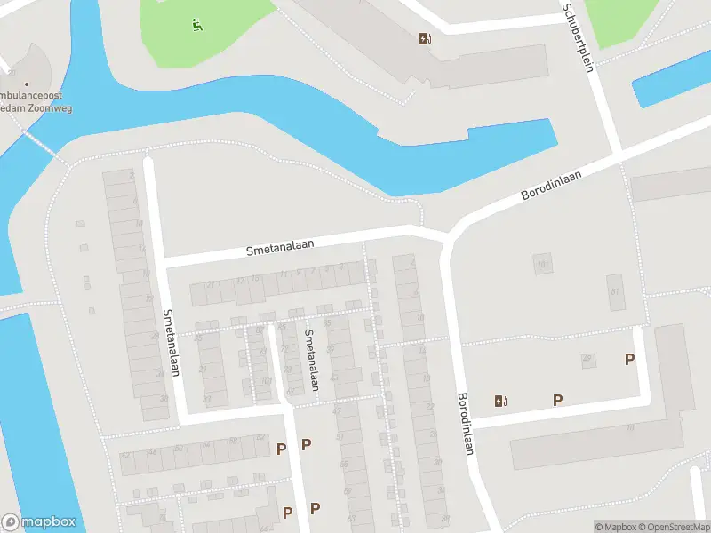 Ambulance met gepaste spoed naar de Smetanalaan in Schiedam