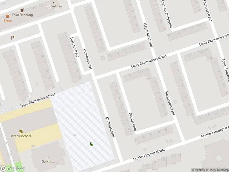 Ambulance met gepaste spoed naar de Pisuissehof in Amsterdam