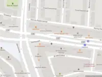 Ambulance met gepaste spoed naar de Goudsesingel in Rotterdam