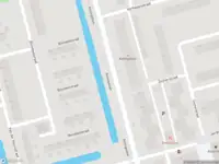 Ambulance met grote spoed naar de Koningslaan in Rotterdam