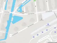 Brandweer met grote spoed naar de Steve Bikoplaats in Rotterdam vanwege stankoverlast