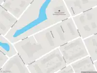 Ambulance met grote spoed naar de Willaertpad in Rotterdam