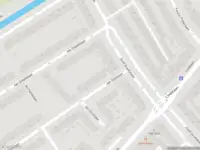 Ambulance met grote spoed naar de Dennelaan in Rijswijk