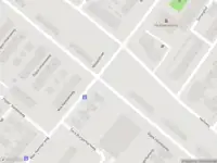 Ambulance met grote spoed naar de Digna Johannaweg in Hoogvliet Rotterdam