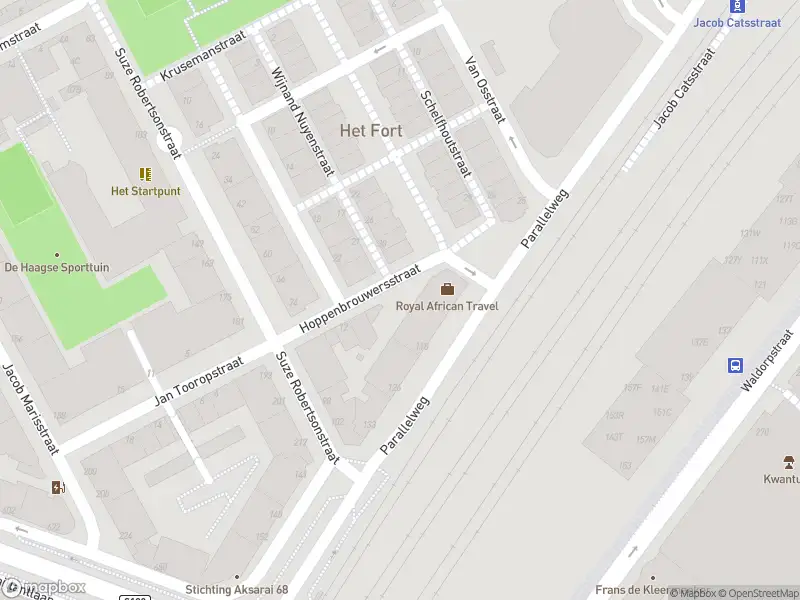 Ambulance met gepaste spoed naar de Hoppenbrouwersstraat in 's-Gravenhage