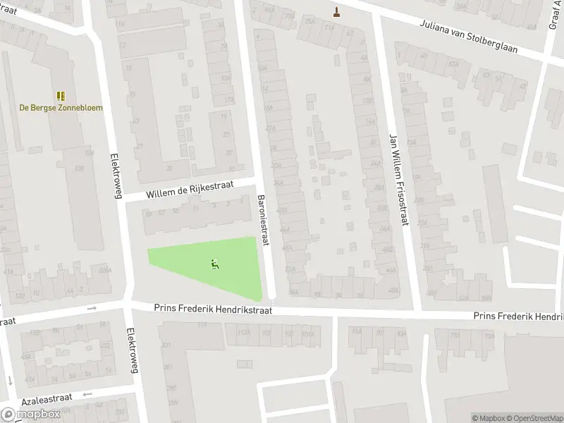 Ambulance met grote spoed naar de Baroniestraat in Rotterdam