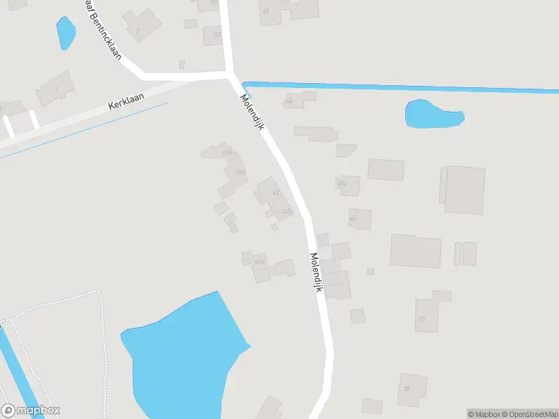 Ambulance met gepaste spoed naar de Molendijk in Rhoon