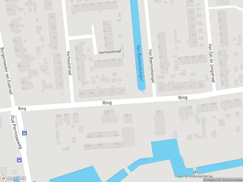 Ambulance met gepaste spoed naar de Ring in Pernis Rotterdam