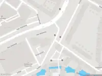 Ambulance met grote spoed naar de Hofdijk in Rotterdam