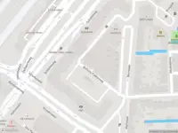 Ambulance met gepaste spoed naar de Aloëlaan in Leiden