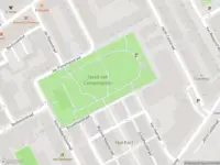 Ambulance met gepaste spoed naar de Naaldwijksestraat in 's-Gravenhage