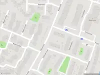 Ambulance met gepaste spoed naar de Koolmees in Ridderkerk vanwege afgaan rookmelder