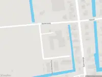 Ambulance met grote spoed naar de Piet Kistemakerstraat in Andijk