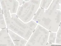 Brandweer met grote spoed naar de Dreef in Borne vanwege middelgrote brand