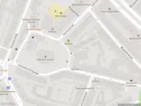 Ambulance met grote spoed naar de Charloisse Kerksingel in Rotterdam