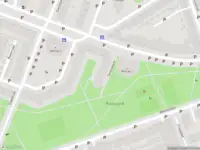 Ambulance met grote spoed naar de Tolhuisbocht in Rotterdam