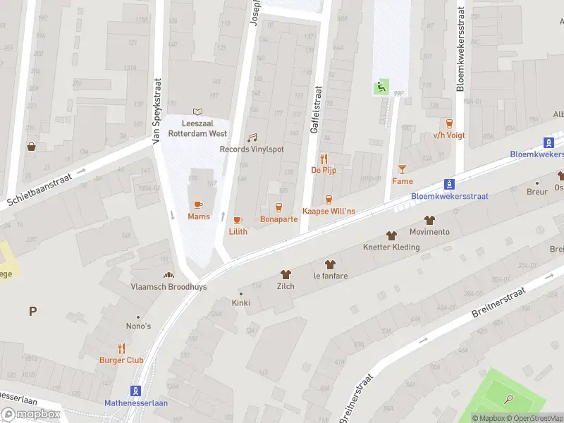 Ambulance met grote spoed naar de Nieuwe Binnenweg in Rotterdam